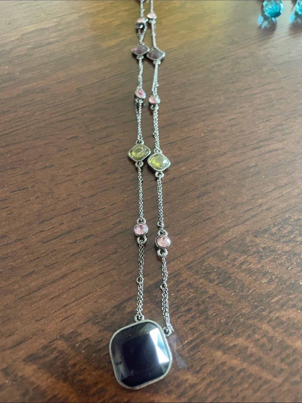 Jewelry assortment - Picture 3 of 5
